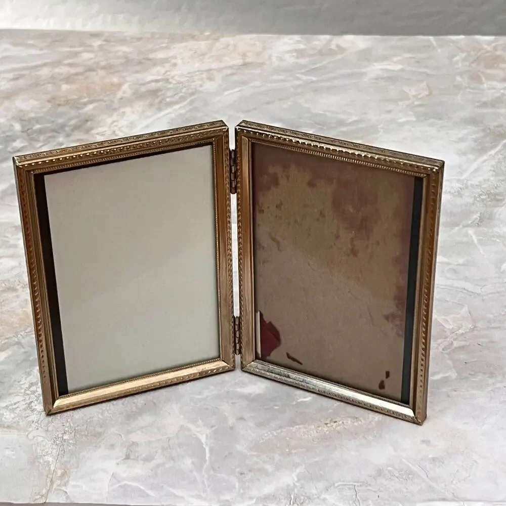 Vintage Hinged Double Photo Picture Frame 5